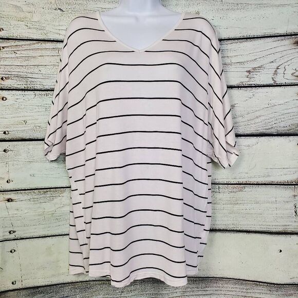 Maurices 24/7 M Oversized Stripe Tee Ivory Black Short Sleeve Slouchy - Picture 1 of 7